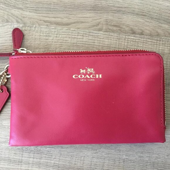 Coach New York Red Leather Wristlet Clutch Wallet Double Corner Zip w/Dust Bag - Picture 2 of 6